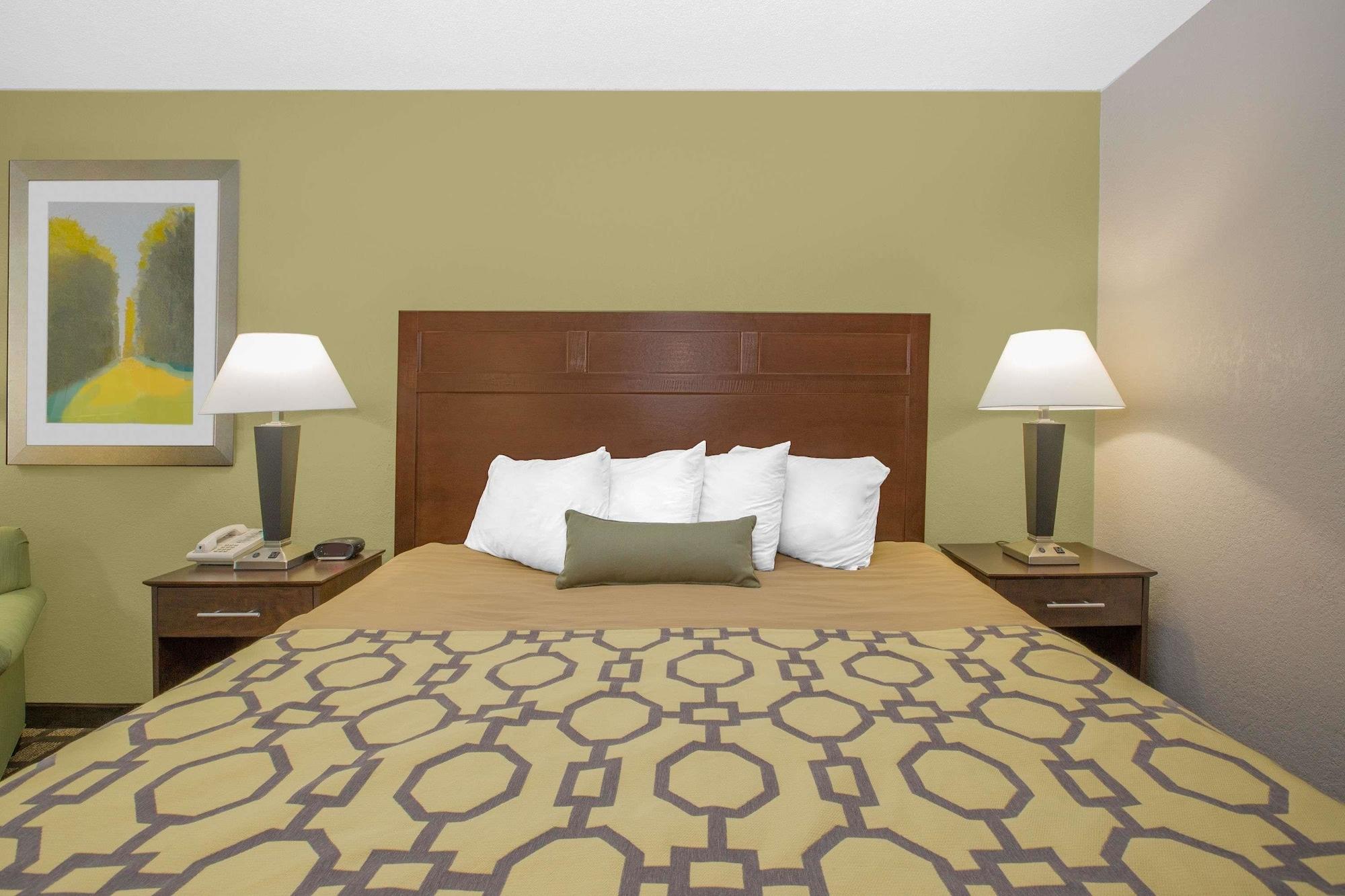 Baymont By Wyndham Ames Hotel Ngoại thất bức ảnh