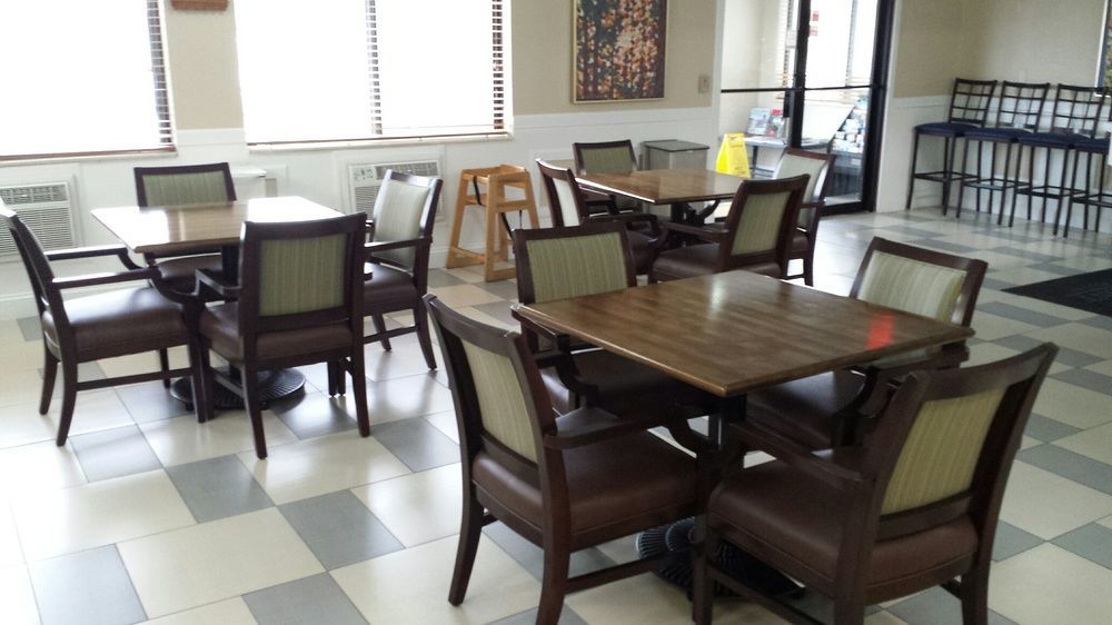 Baymont By Wyndham Ames Hotel Ngoại thất bức ảnh